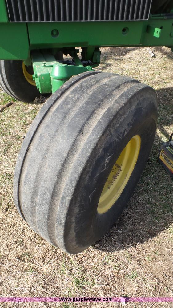 image for item J6265 1981 John Deere 4840 tractor