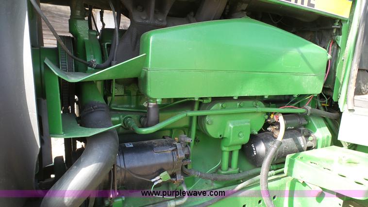 image for item J6265 1981 John Deere 4840 tractor