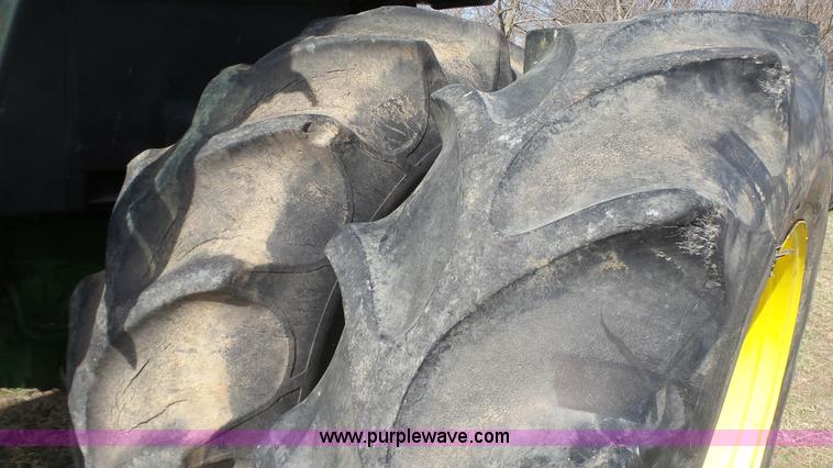 image for item J6265 1981 John Deere 4840 tractor