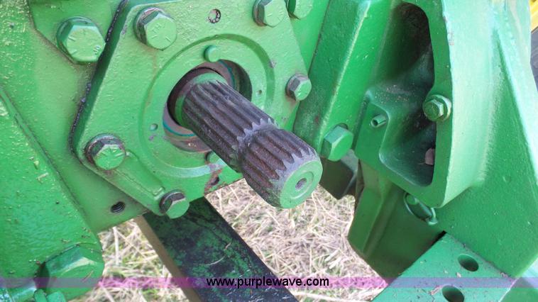 image for item J6265 1981 John Deere 4840 tractor