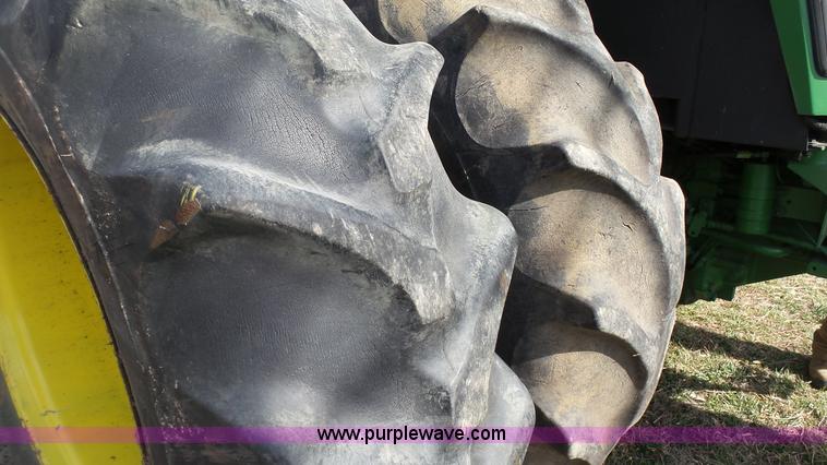 image for item J6265 1981 John Deere 4840 tractor