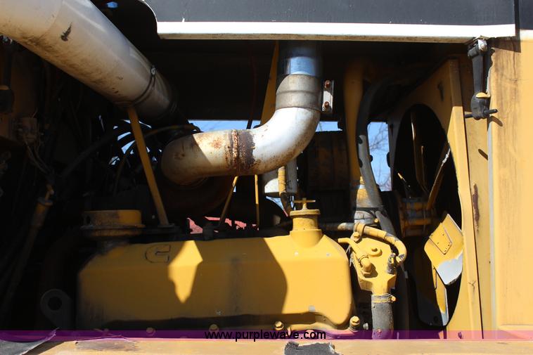 image for item J7559 Ag-Chem TerraGator 1664 self-propelled dry spreader applicator