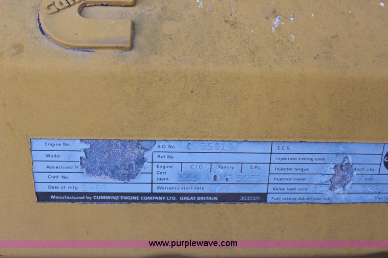 image for item J7559 Ag-Chem TerraGator 1664 self-propelled dry spreader applicator