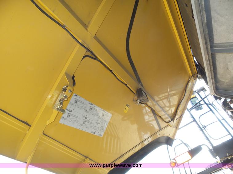 image for item J8913 2013 Lexion Claas 740TT RWA combine