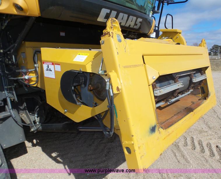 image for item J8913 2013 Lexion Claas 740TT RWA combine