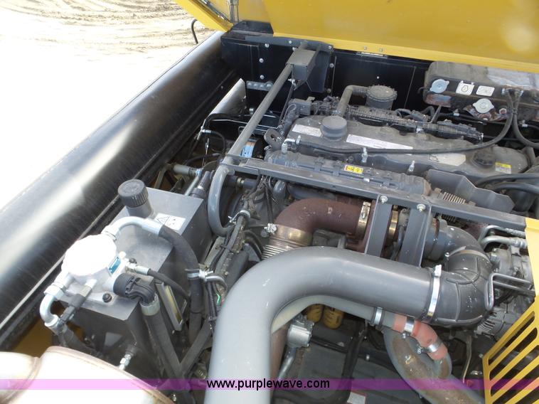 image for item J8913 2013 Lexion Claas 740TT RWA combine