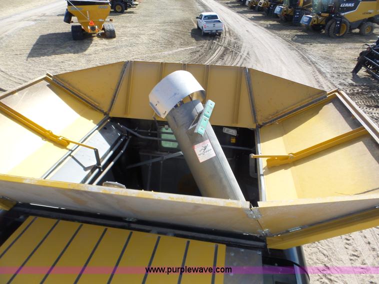 image for item J8913 2013 Lexion Claas 740TT RWA combine