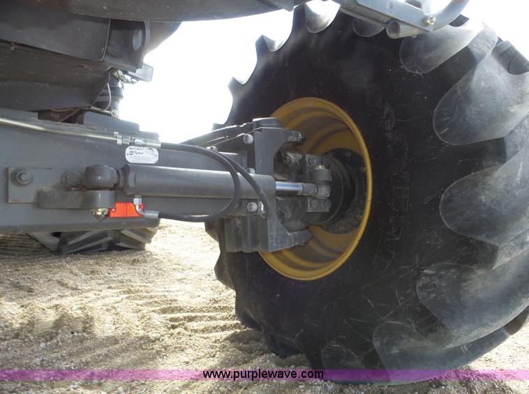 image for item J8913 2013 Lexion Claas 740TT RWA combine