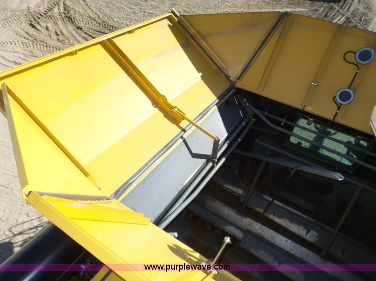 image for item J8914 2013 Lexion Claas 750TT RWA combine