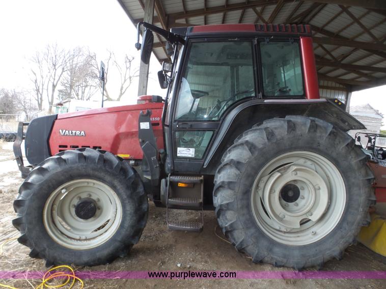 image for item J8919 2002 Valtra 6550 MFWD bidirectional tractor