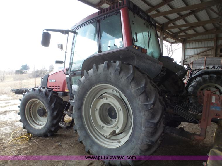 image for item J8919 2002 Valtra 6550 MFWD bidirectional tractor