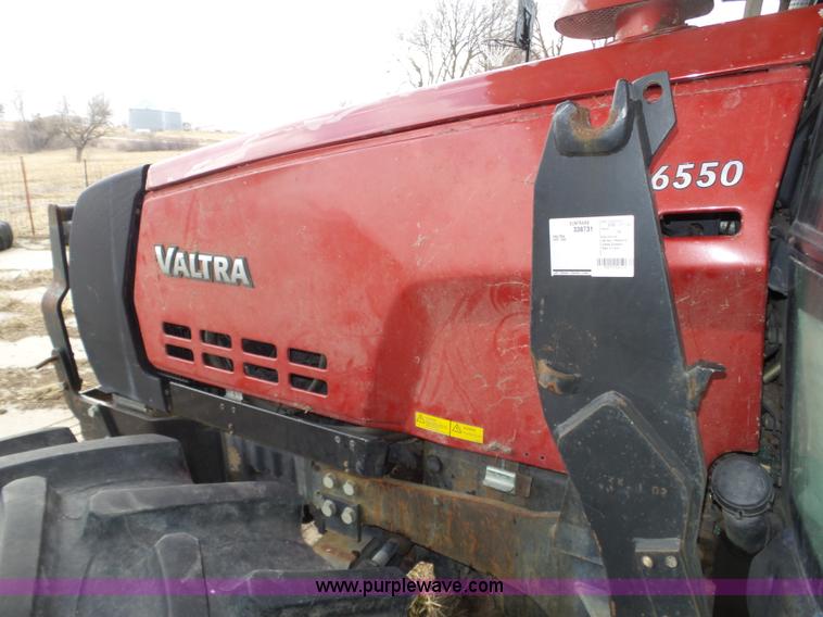 image for item J8919 2002 Valtra 6550 MFWD bidirectional tractor