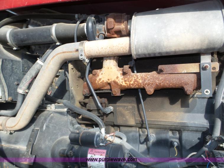 image for item J8919 2002 Valtra 6550 MFWD bidirectional tractor