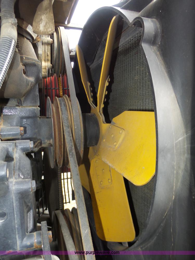 image for item J8919 2002 Valtra 6550 MFWD bidirectional tractor