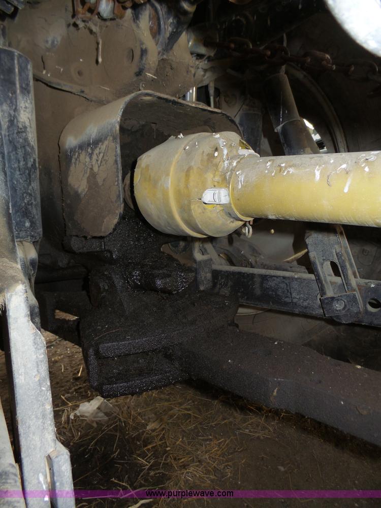 image for item J8919 2002 Valtra 6550 MFWD bidirectional tractor