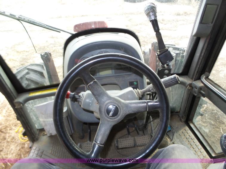 image for item J8919 2002 Valtra 6550 MFWD bidirectional tractor