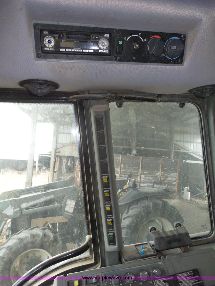 image for item J8919 2002 Valtra 6550 MFWD bidirectional tractor