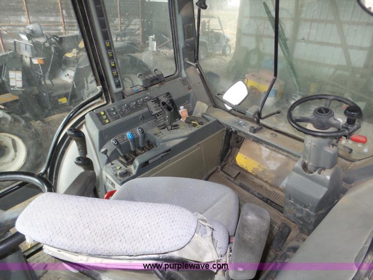 image for item J8919 2002 Valtra 6550 MFWD bidirectional tractor