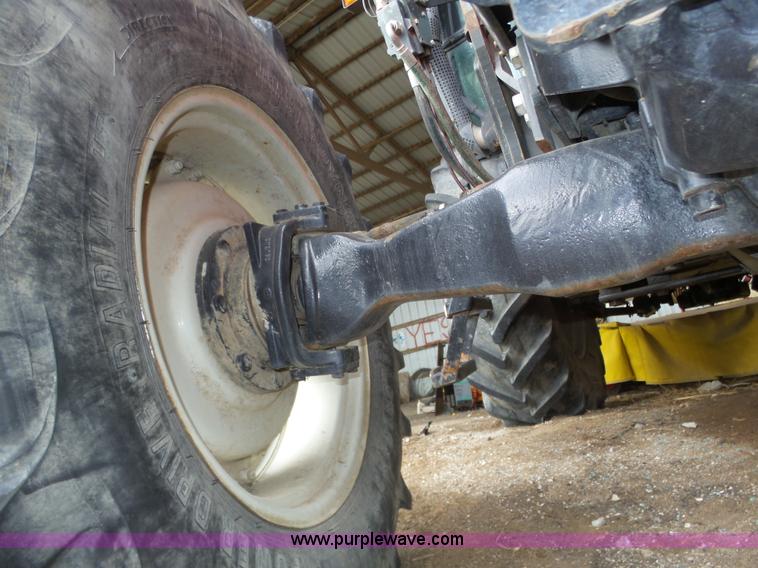 image for item J8919 2002 Valtra 6550 MFWD bidirectional tractor