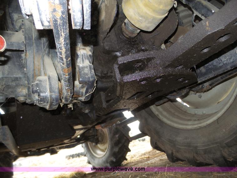 image for item J8919 2002 Valtra 6550 MFWD bidirectional tractor