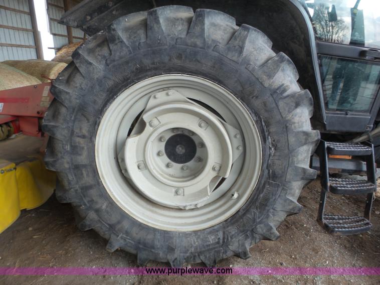 image for item J8919 2002 Valtra 6550 MFWD bidirectional tractor