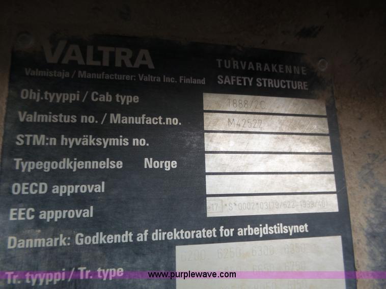image for item J8919 2002 Valtra 6550 MFWD bidirectional tractor