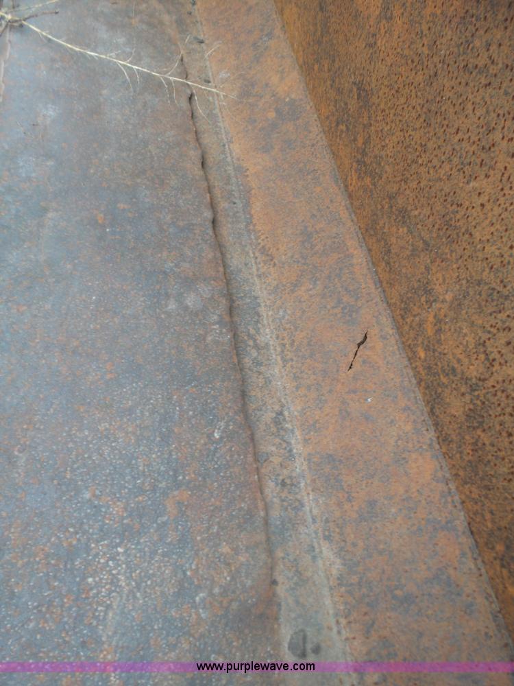 image for item J8919 2002 Valtra 6550 MFWD bidirectional tractor