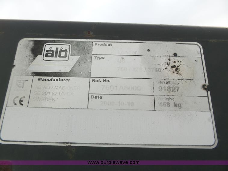 image for item J8919 2002 Valtra 6550 MFWD bidirectional tractor