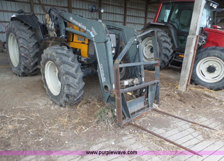 image for item J8920 2001 Valtra 700 MFWD tractor