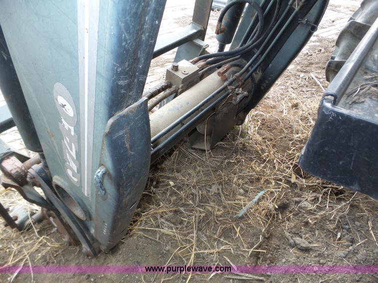 image for item J8920 2001 Valtra 700 MFWD tractor