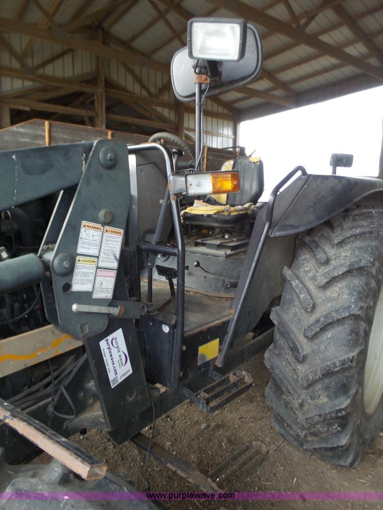 image for item J8920 2001 Valtra 700 MFWD tractor