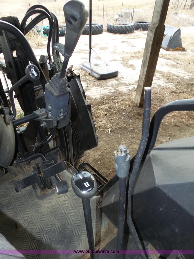 image for item J8920 2001 Valtra 700 MFWD tractor