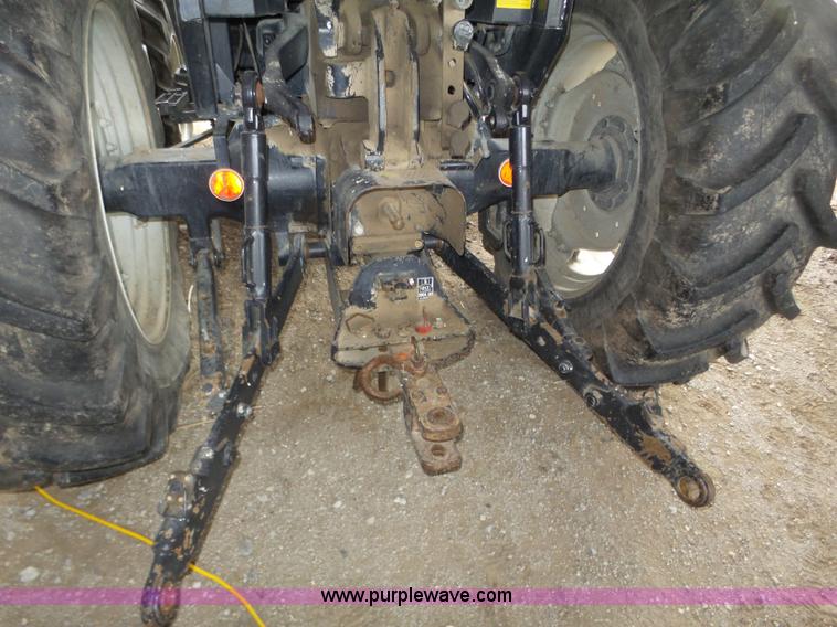 image for item J8920 2001 Valtra 700 MFWD tractor