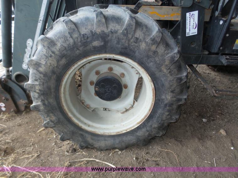 image for item J8920 2001 Valtra 700 MFWD tractor