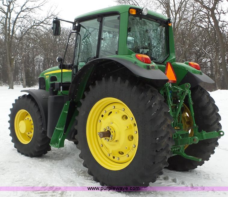 image for item K3492 2009 John Deere 7430 Premium MFWD tractor