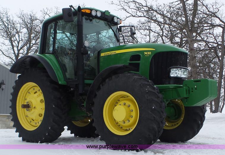 image for item K3492 2009 John Deere 7430 Premium MFWD tractor