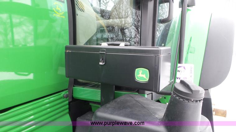 image for item K3492 2009 John Deere 7430 Premium MFWD tractor