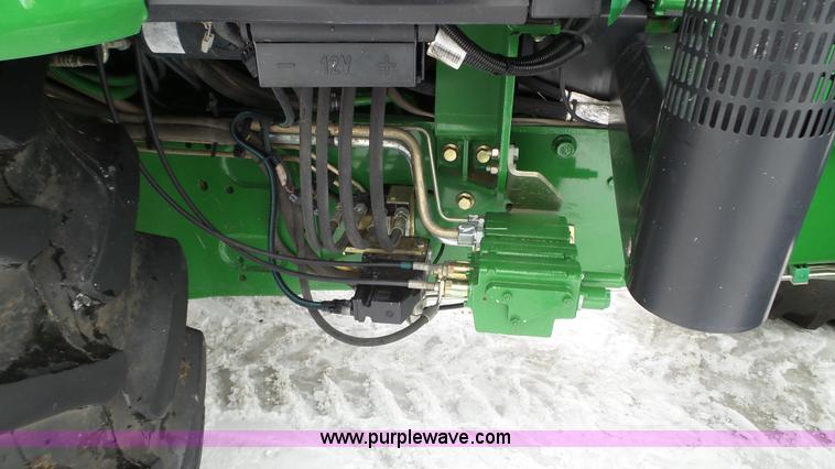 image for item K3492 2009 John Deere 7430 Premium MFWD tractor