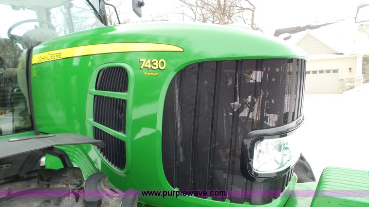 image for item K3492 2009 John Deere 7430 Premium MFWD tractor