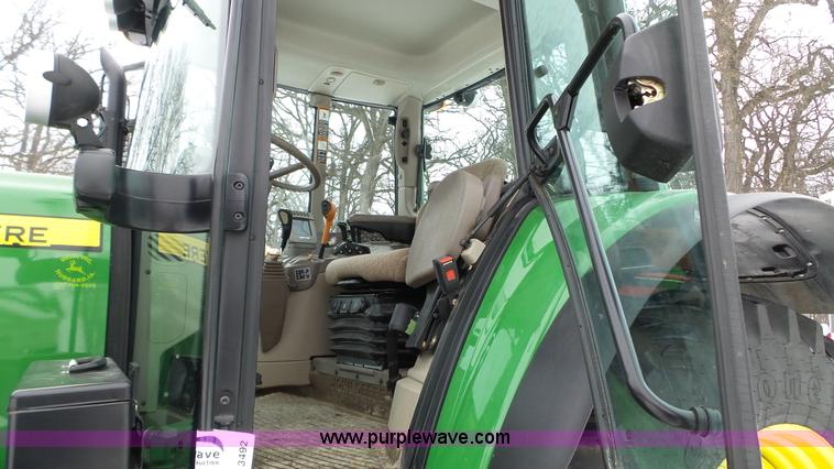 image for item K3492 2009 John Deere 7430 Premium MFWD tractor
