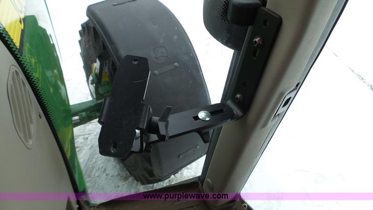 image for item K3492 2009 John Deere 7430 Premium MFWD tractor