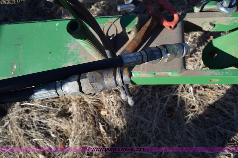 image for item K4422 John Deere 1560 grain drill