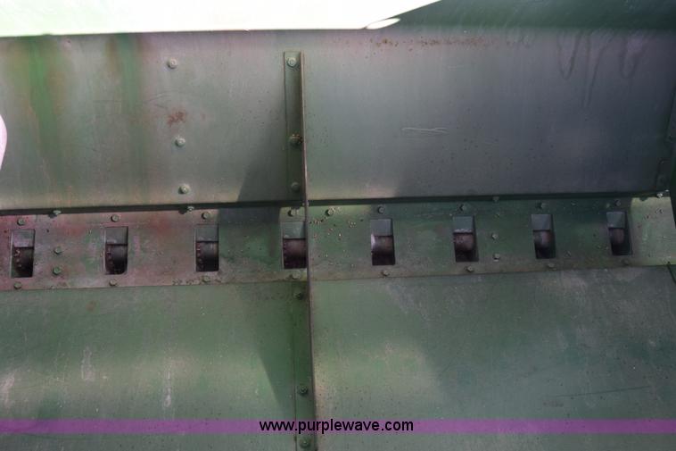 image for item K4422 John Deere 1560 grain drill