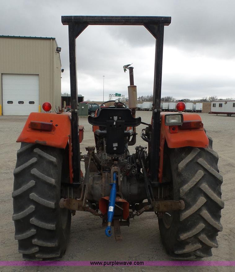 image for item K5066 Massey Ferguson 261 tractor