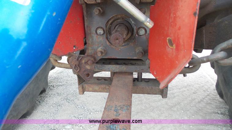 image for item K5066 Massey Ferguson 261 tractor