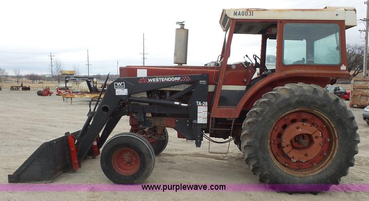image for item K5069 1975 International 966 tractor