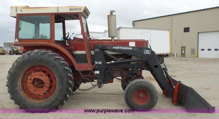 image for item K5069 1975 International 966 tractor