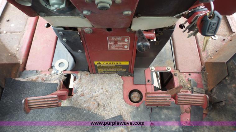 image for item K5069 1975 International 966 tractor