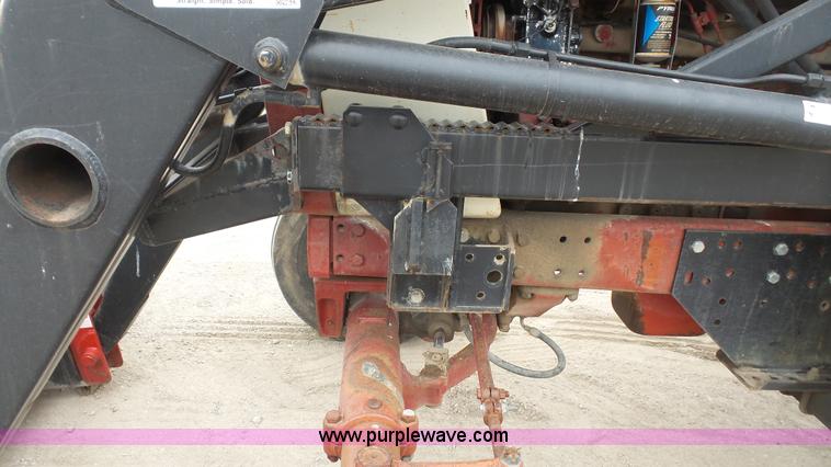 image for item K5069 1975 International 966 tractor