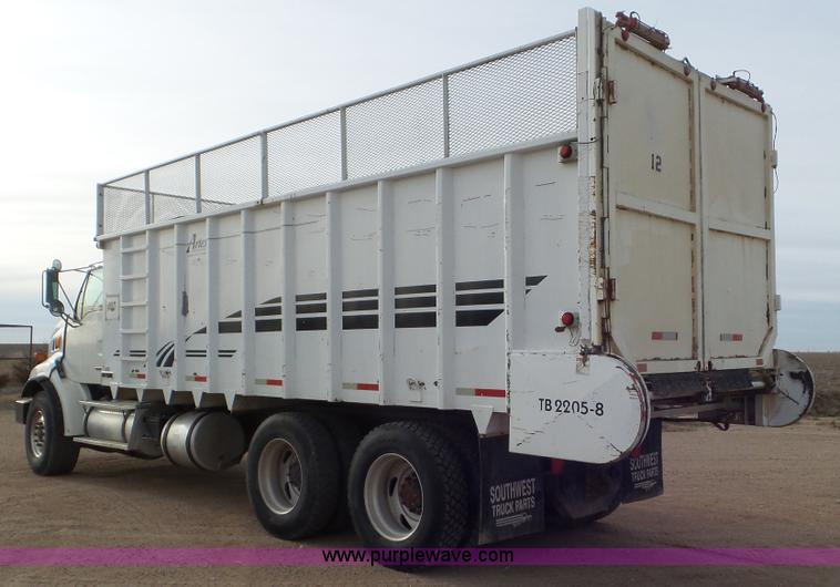 image for item K6895 1999 Sterling Acterra A9500 silage truck